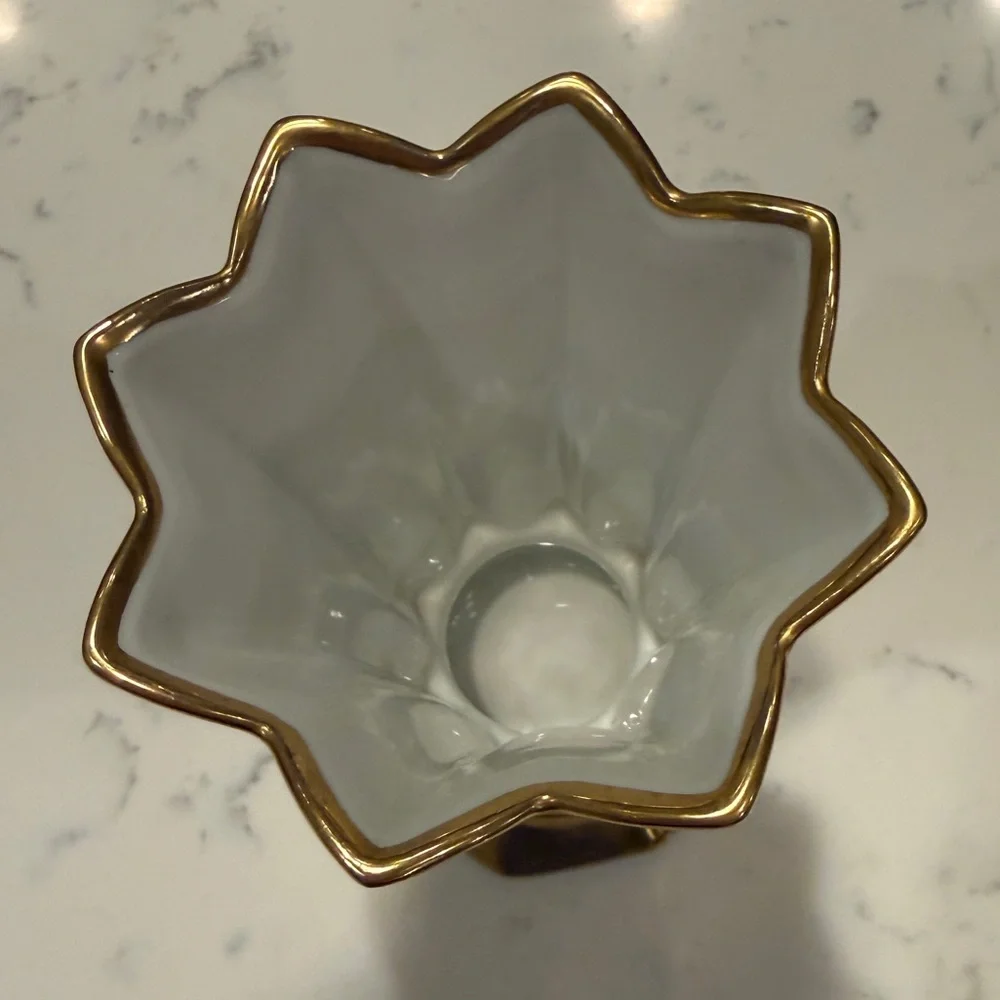Wheeling Decorating Company Gold Encrusted Vase Doves Roses Daisies